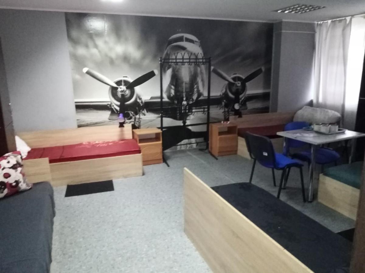 Нау Гостиница Kyjev Exteriér fotografie